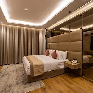 فندق Xyz, الرياض